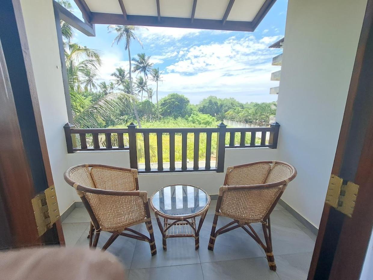 Villa 76 Weligama Exterior photo